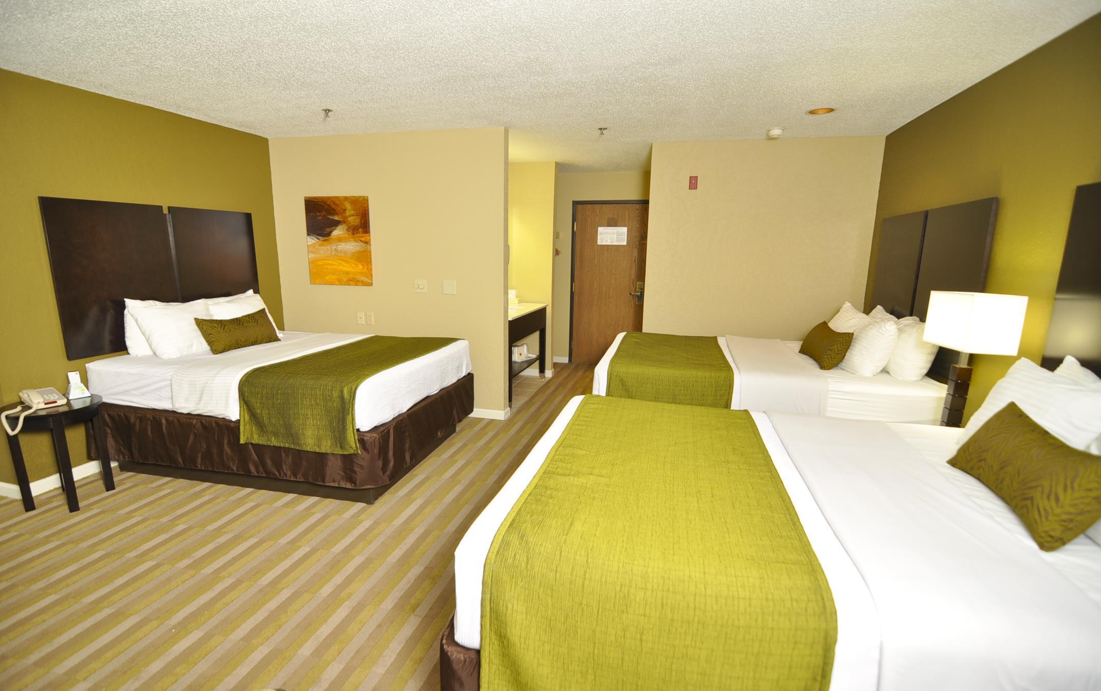 Best Western Norwalk Bagian luar foto