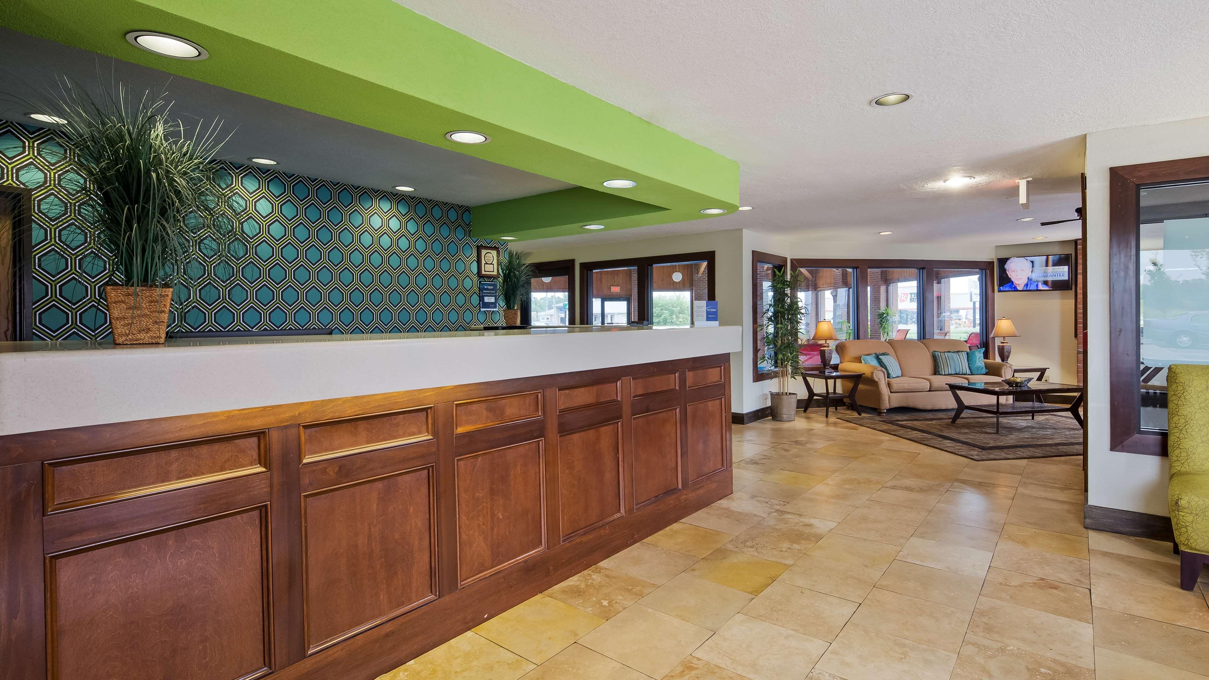 Best Western Norwalk Bagian luar foto