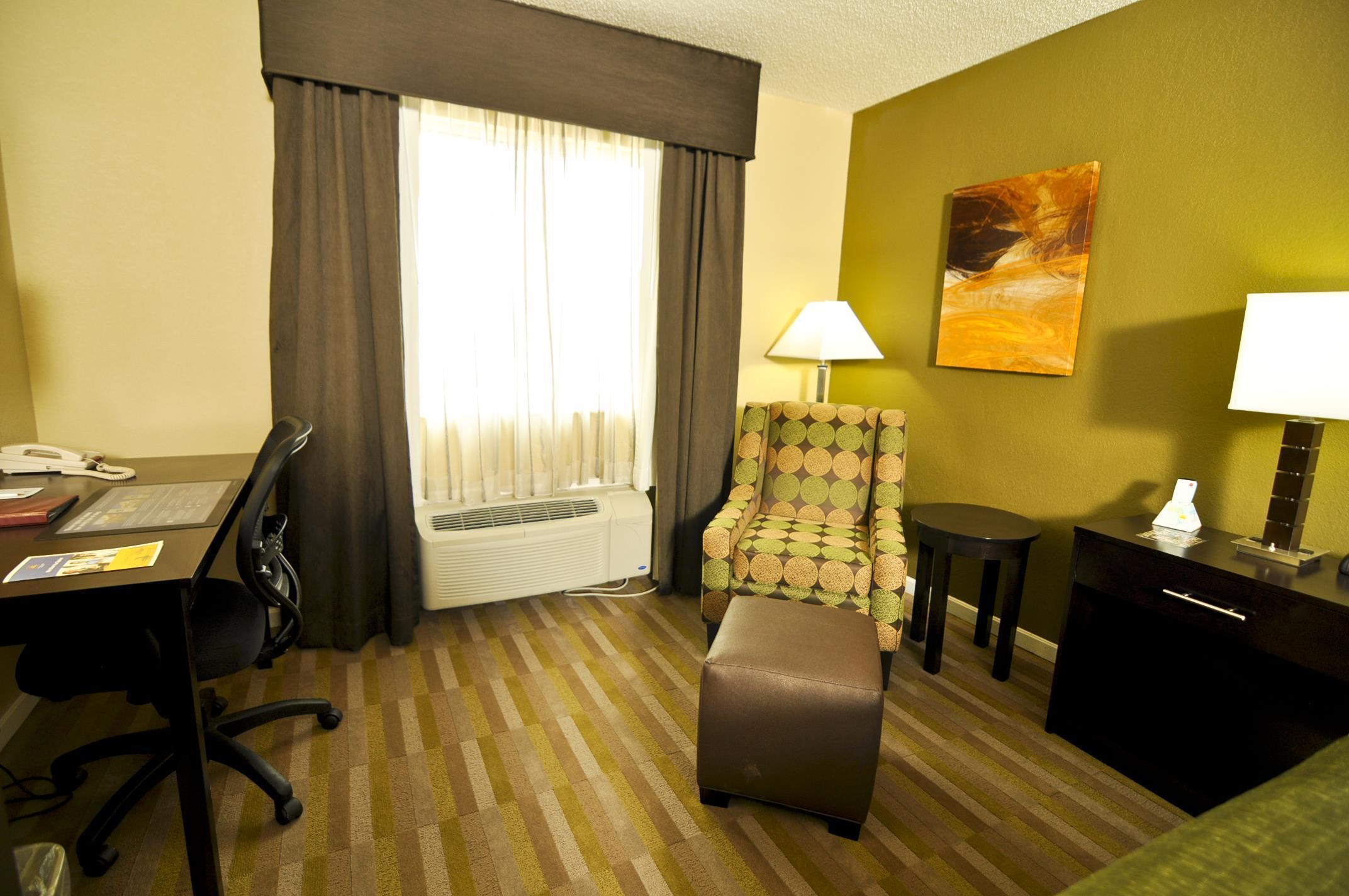 Best Western Norwalk Bagian luar foto