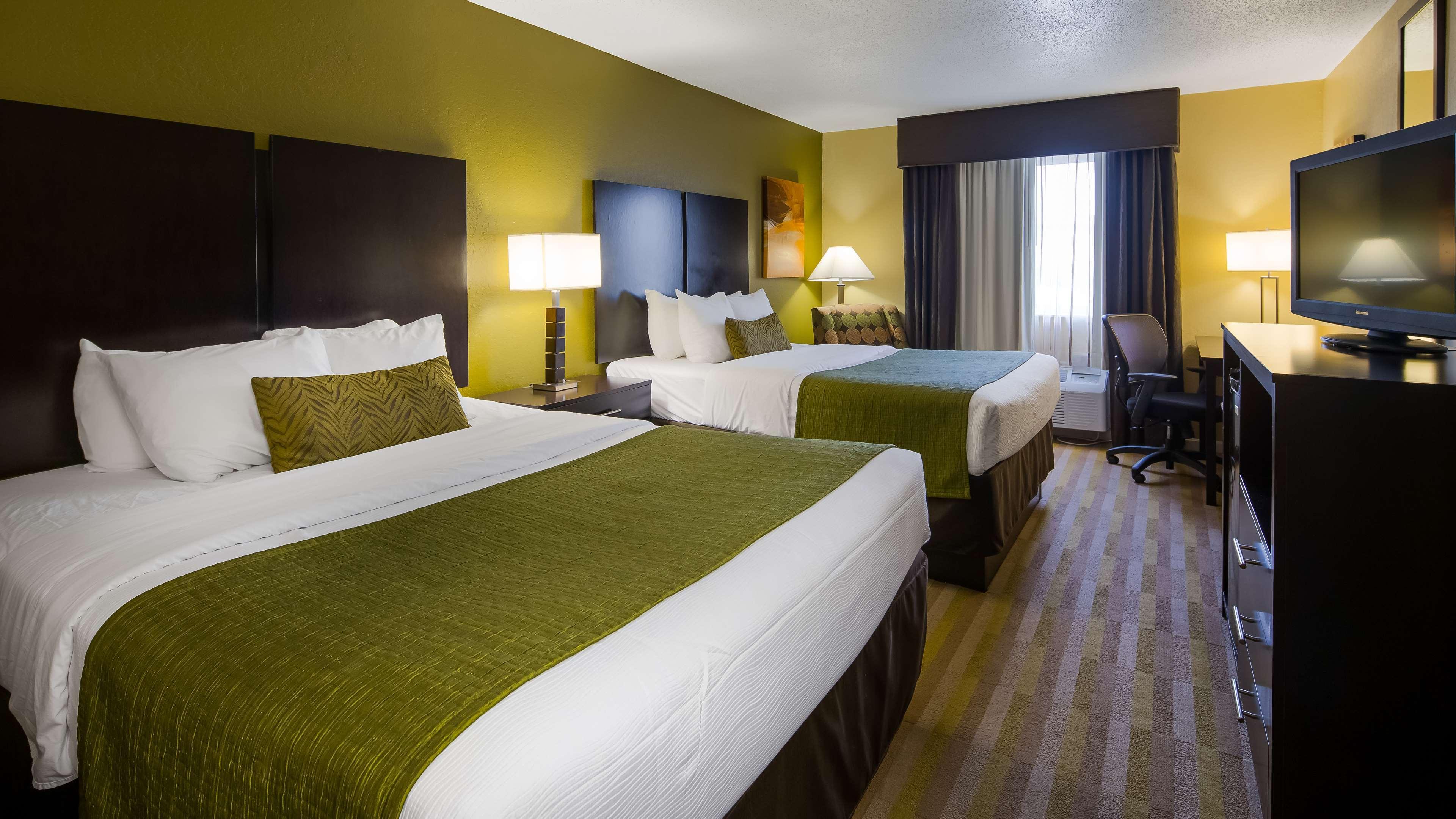 Best Western Norwalk Bagian luar foto