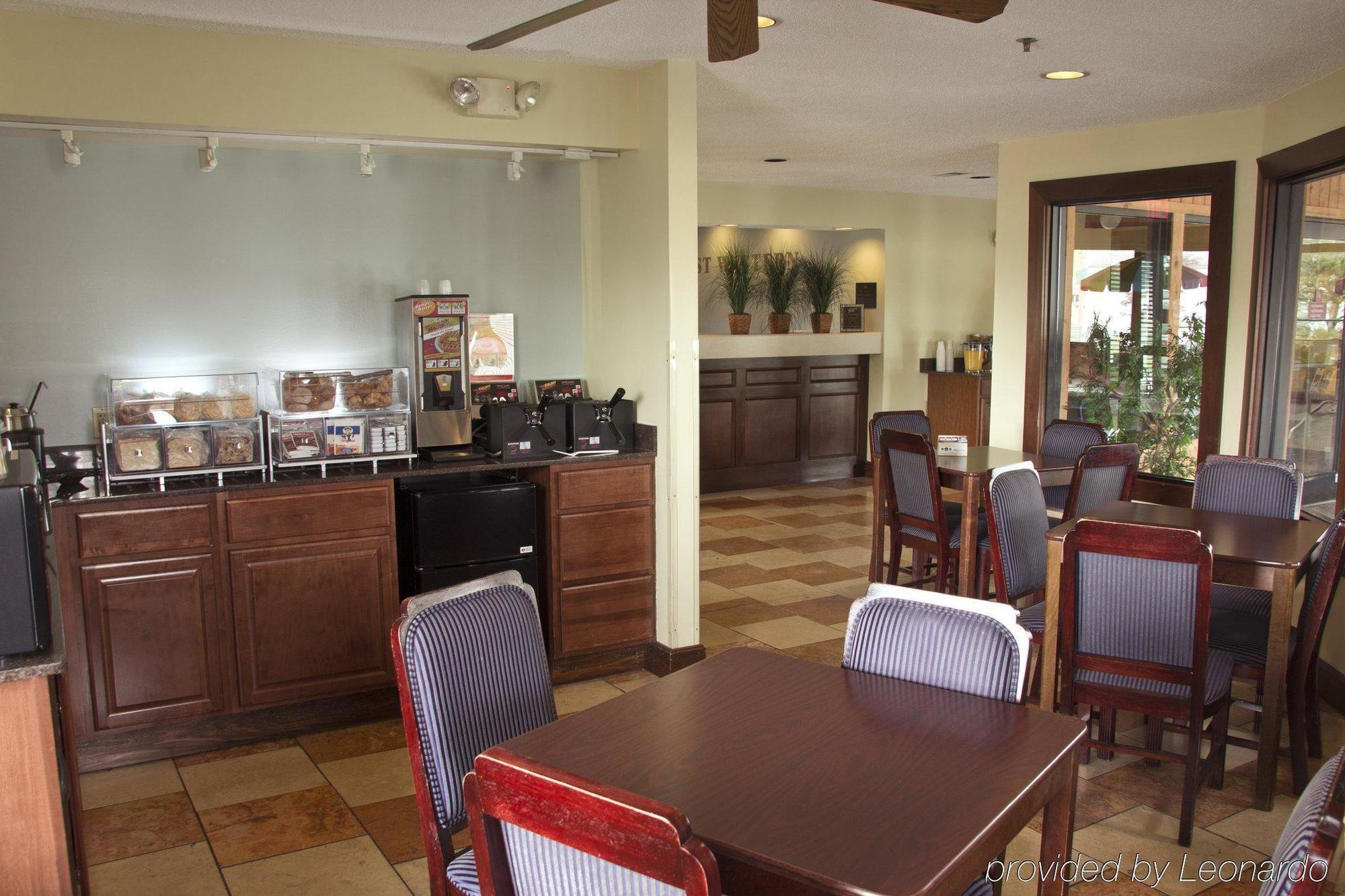 Best Western Norwalk Restoran foto