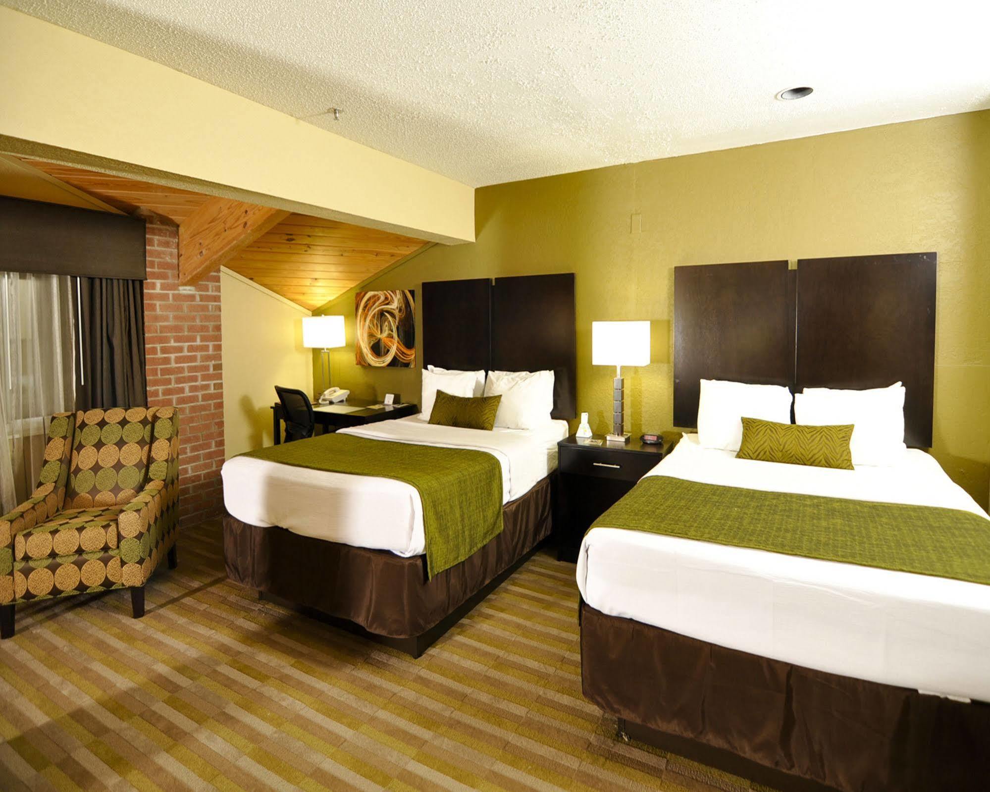 Best Western Norwalk Bagian luar foto