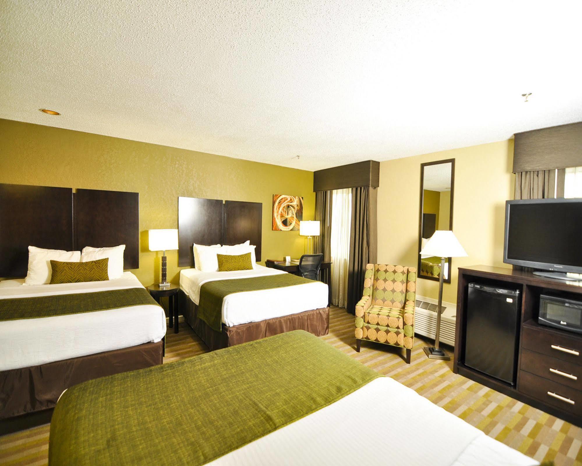 Best Western Norwalk Bagian luar foto
