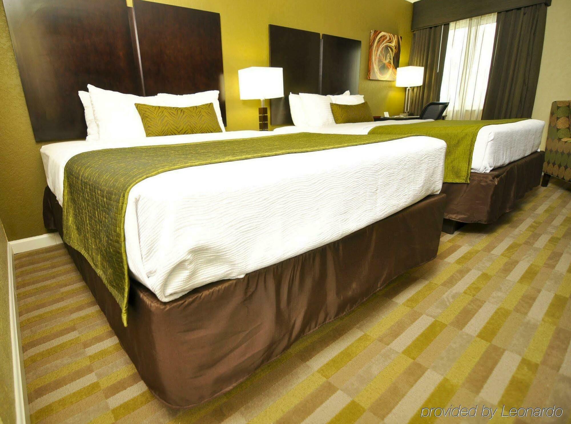 Best Western Norwalk Bagian luar foto