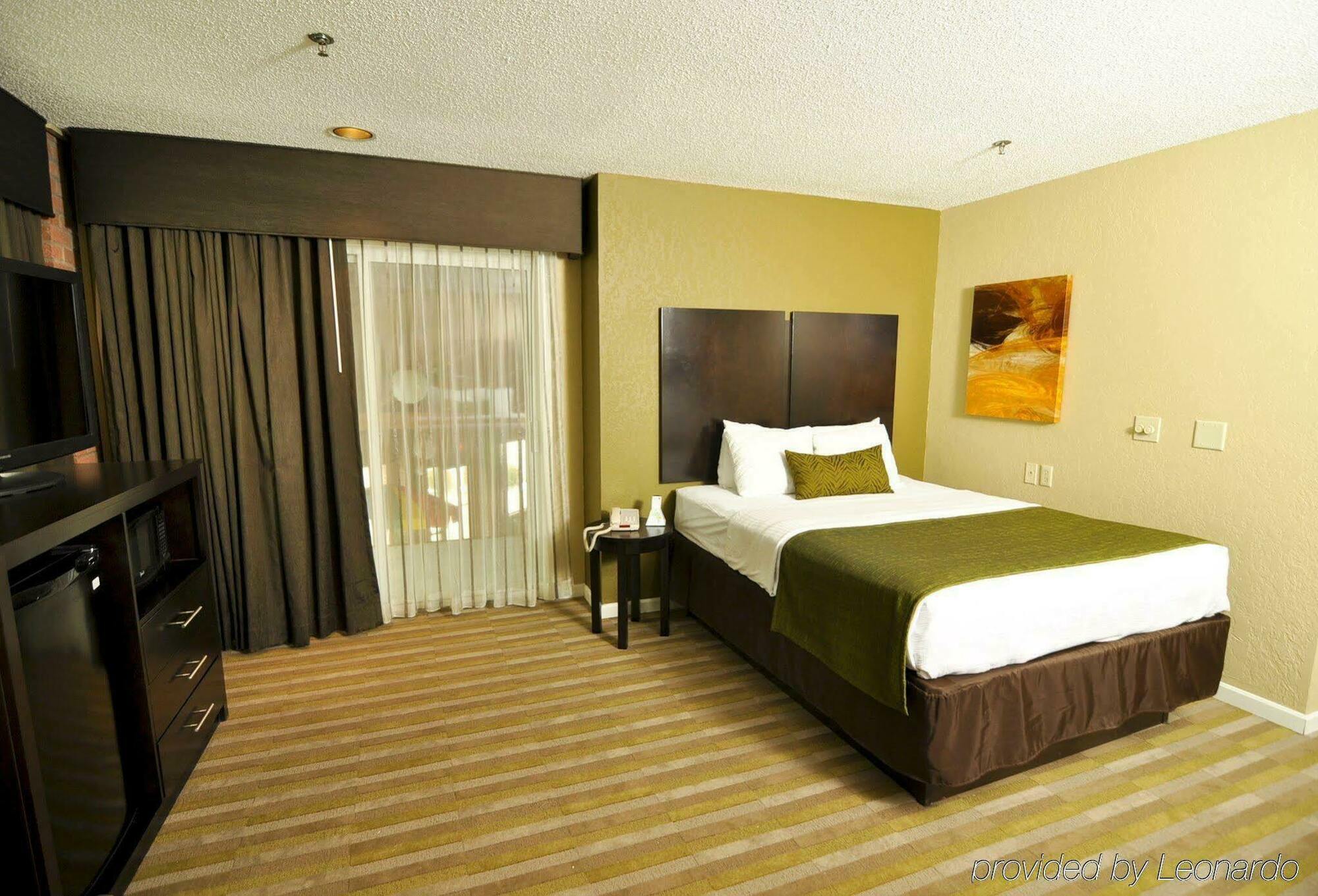Best Western Norwalk Bagian luar foto