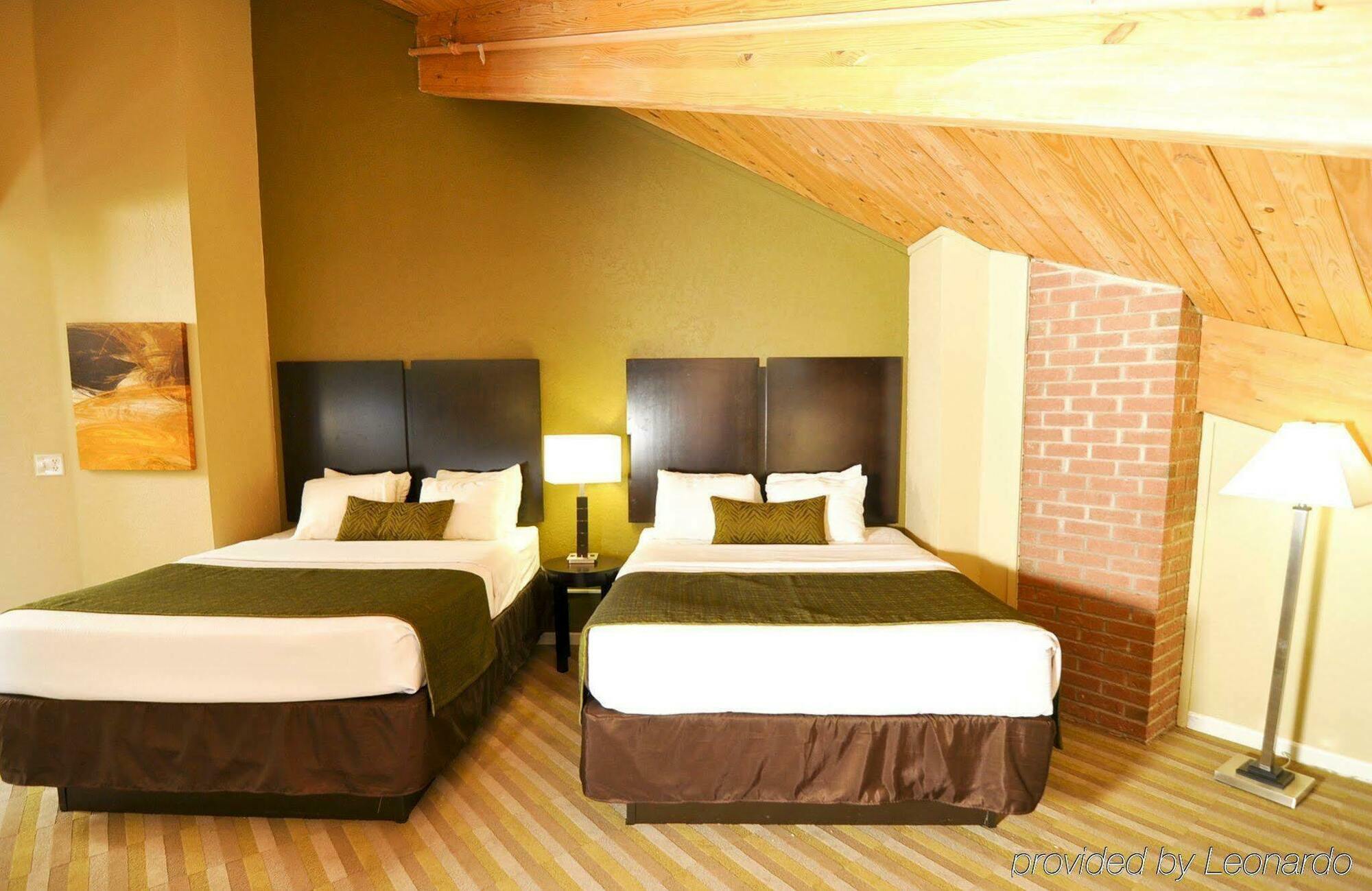 Best Western Norwalk Bagian luar foto