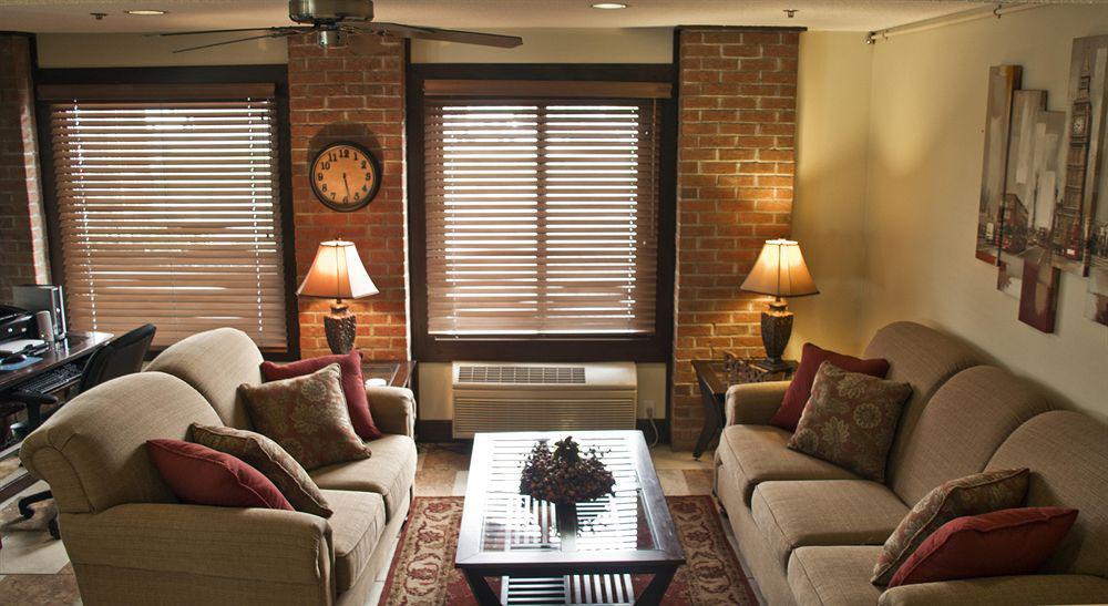 Best Western Norwalk Bagian luar foto